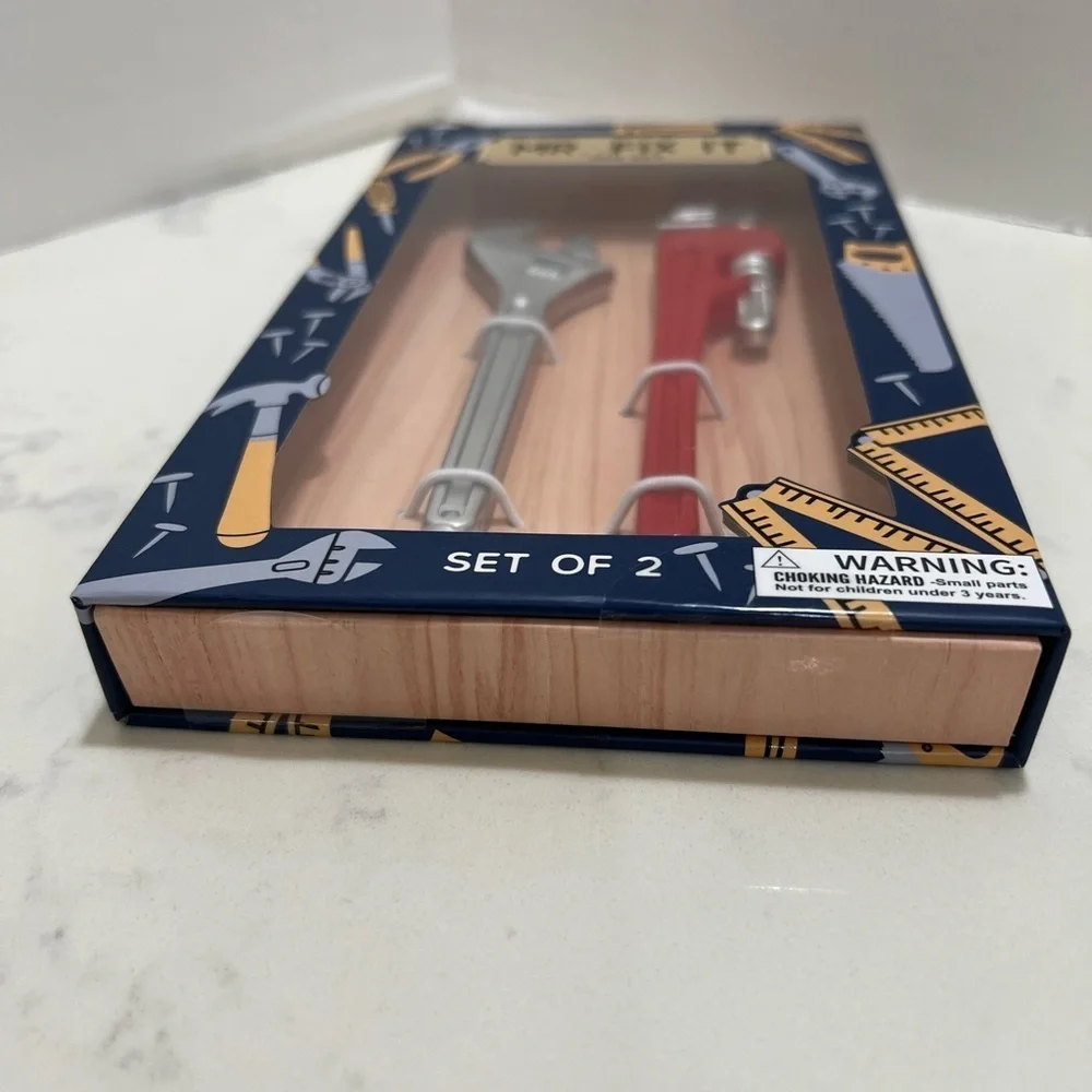 Mr. Fix It Pen Set - Silver and Red 👷🔧📏